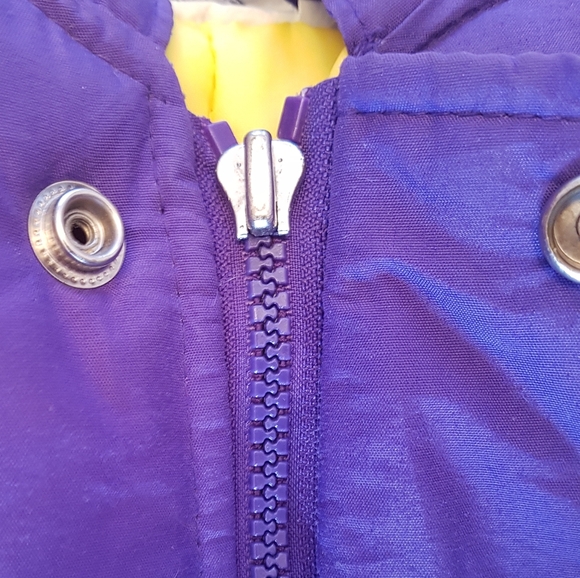 VINTAGE 90s WASHINGTON HUSKIES STARTER JACKET - Picture 8 of 8